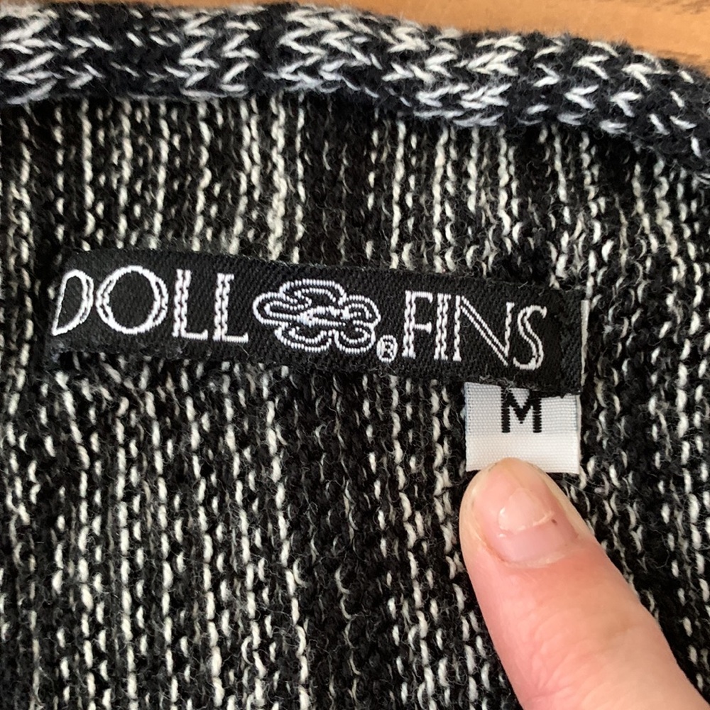 Cardigan - Picture 2 of 3